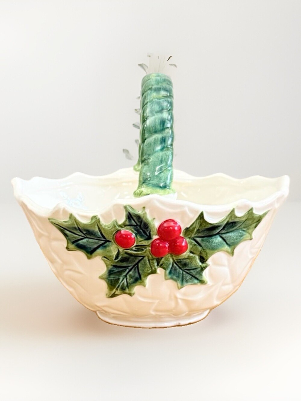 Vintage Collectible Lefton China Christmas Holly Berries Ceramic Basket 1970s 6”